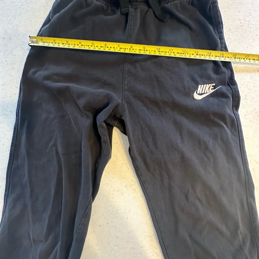 Nike Boy’s XL Black Joggers. Cotton. Soft!